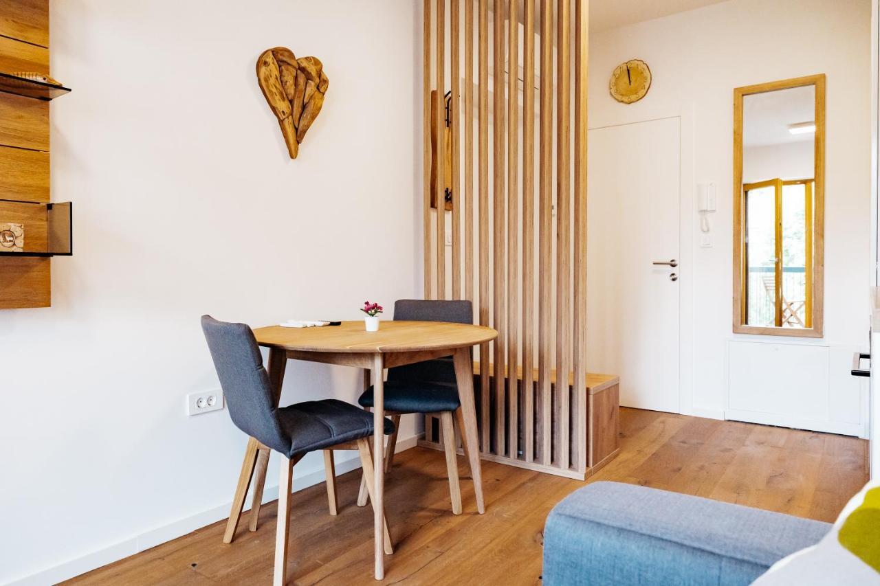 Woody - Comfy Apartment In Siska Любляна Экстерьер фото