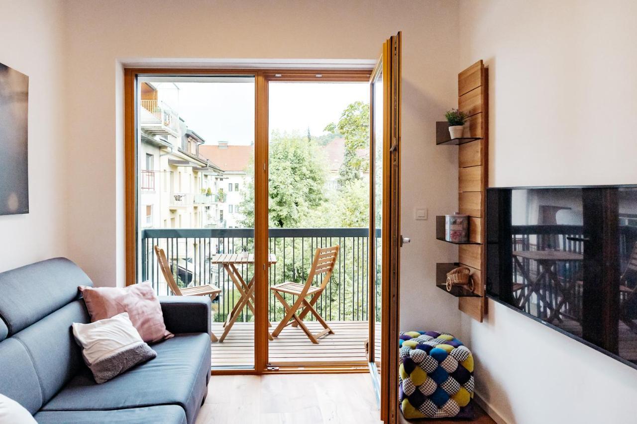 Woody - Comfy Apartment In Siska Любляна Экстерьер фото